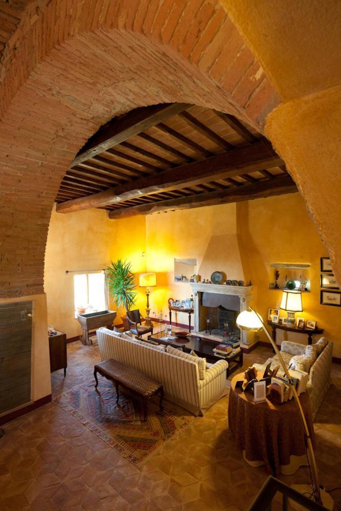 Tenuta Di Canonica Тоди Экстерьер фото
