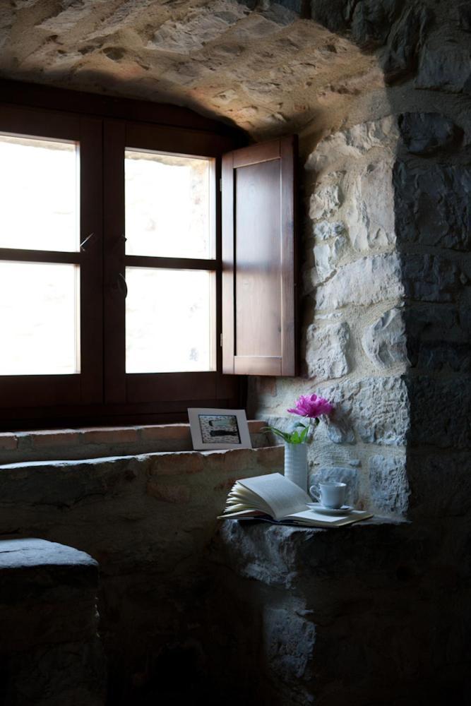 Tenuta Di Canonica Тоди Экстерьер фото