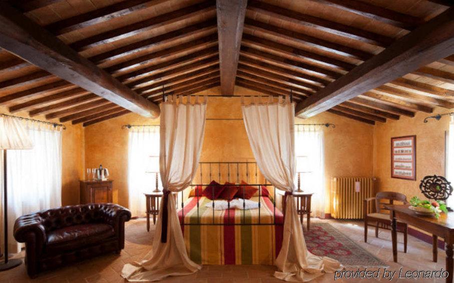 Tenuta Di Canonica Тоди Экстерьер фото