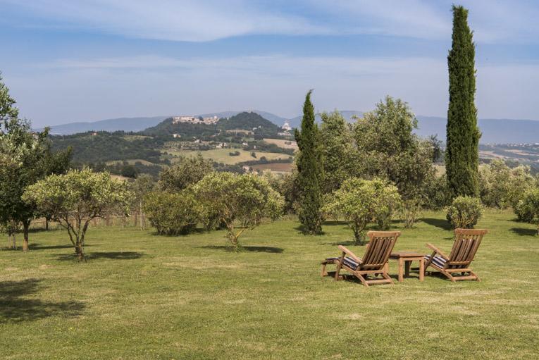 Tenuta Di Canonica Тоди Экстерьер фото