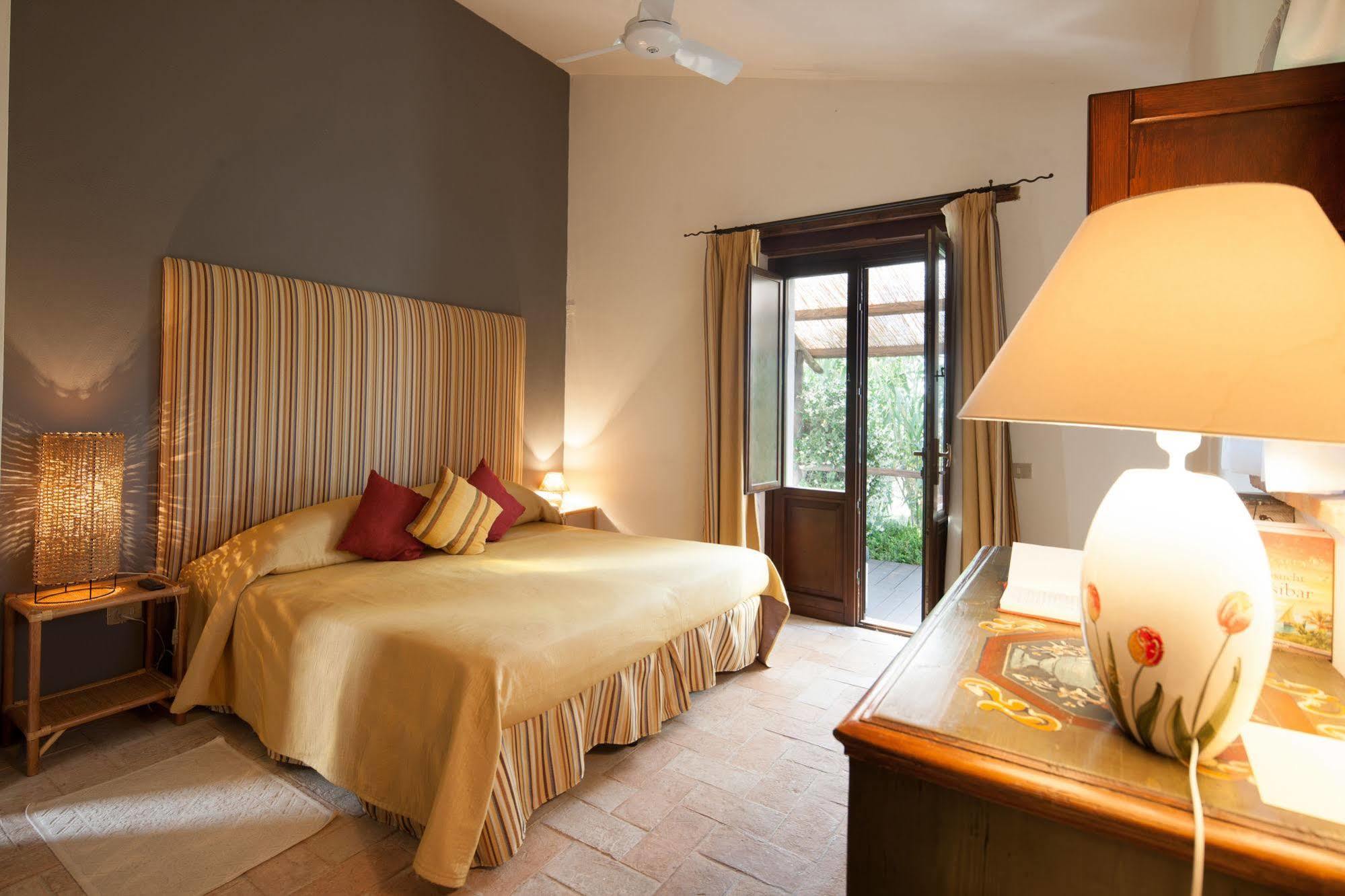 Tenuta Di Canonica Тоди Экстерьер фото