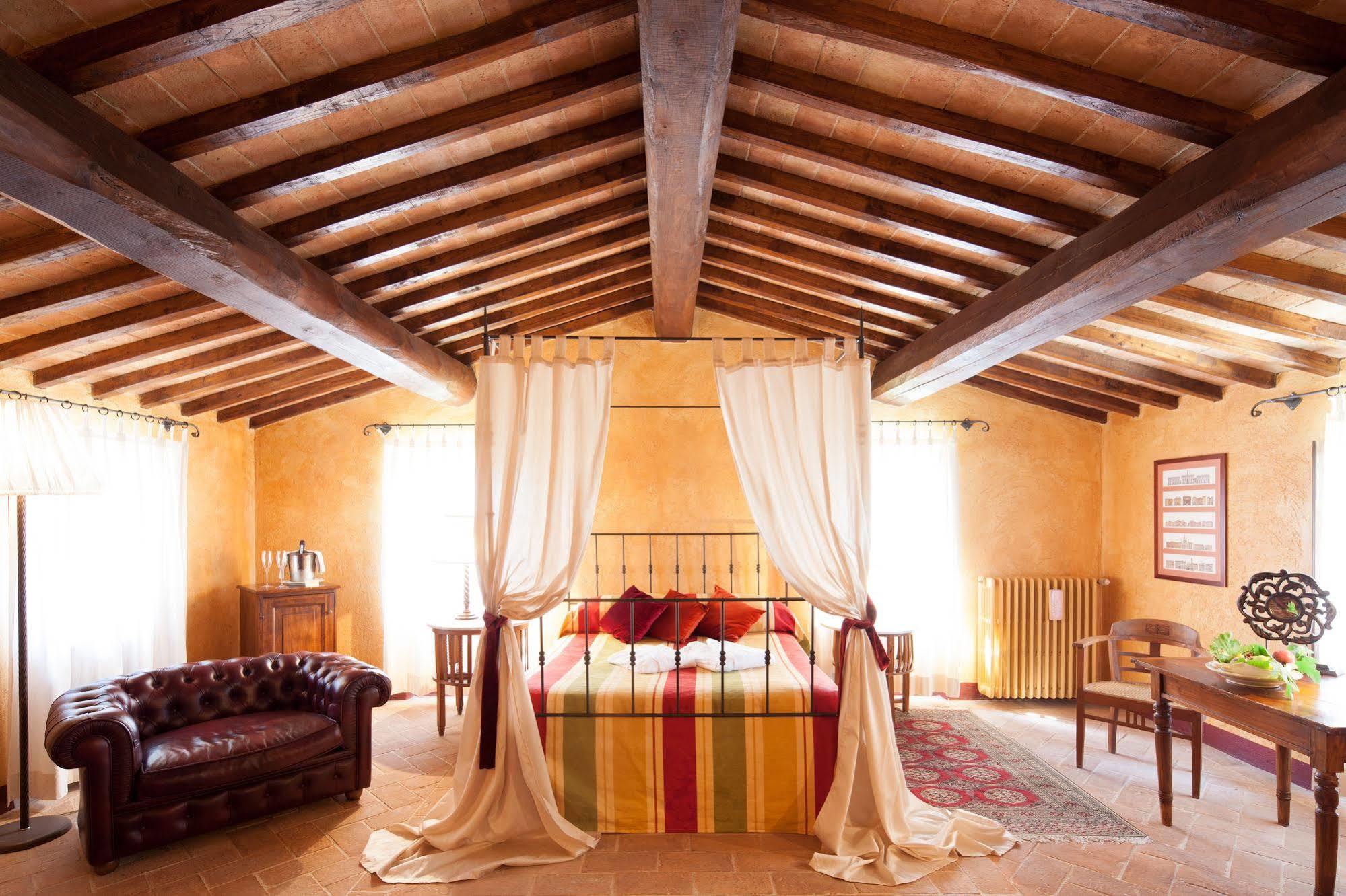 Tenuta Di Canonica Тоди Экстерьер фото