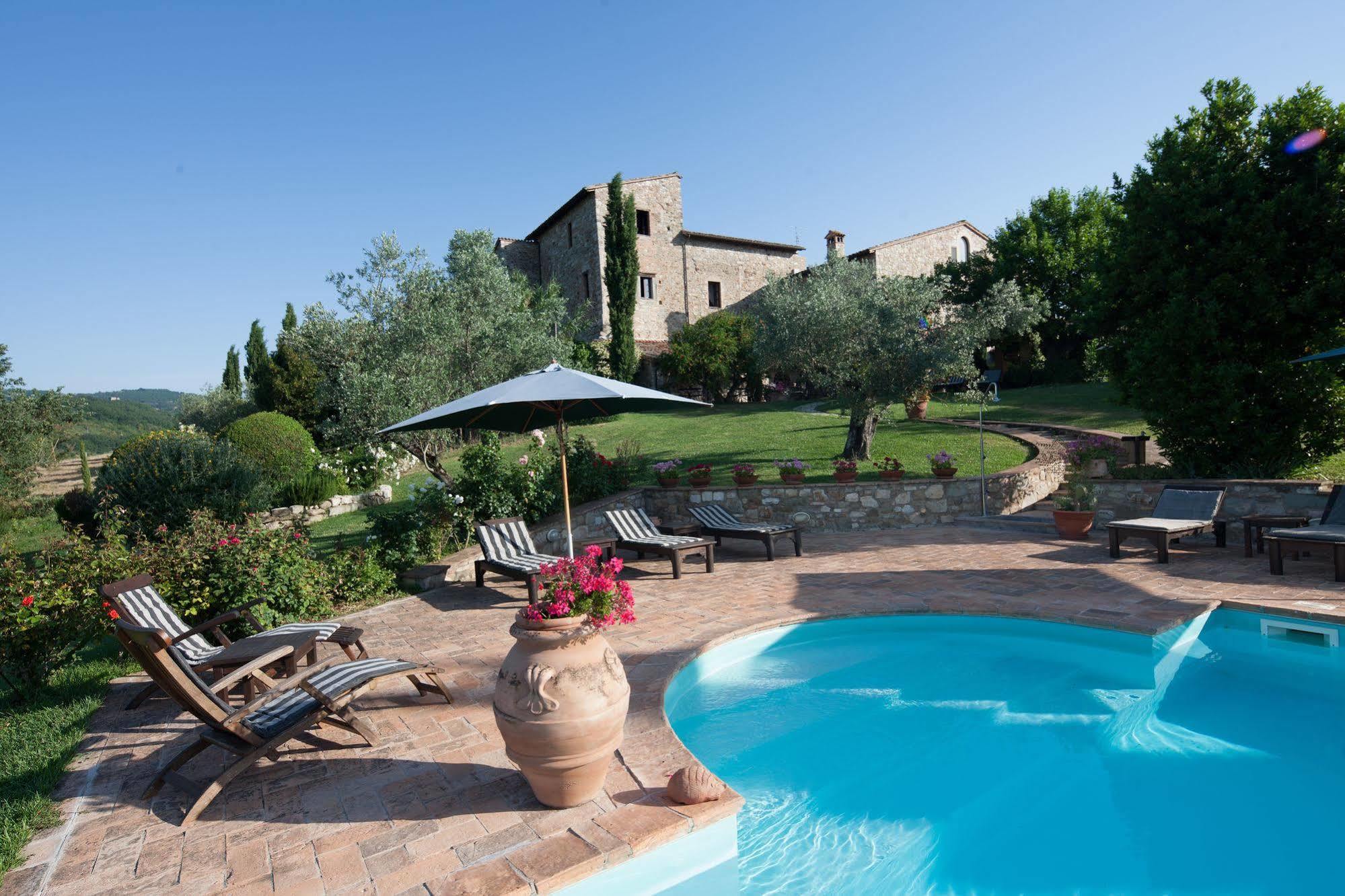 Tenuta Di Canonica Тоди Экстерьер фото