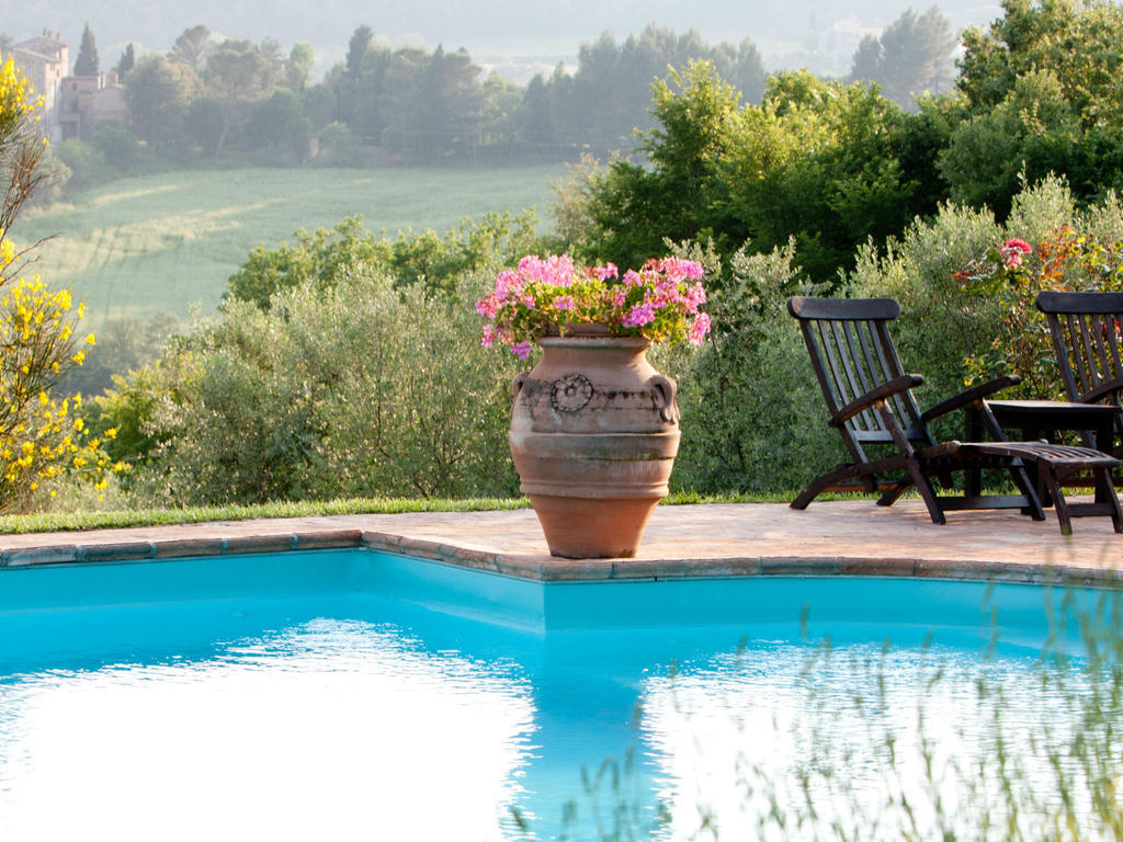 Tenuta Di Canonica Тоди Экстерьер фото